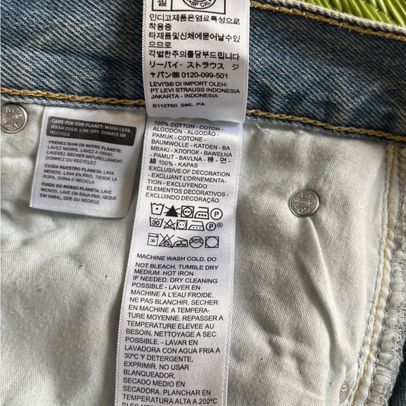 Levi's Premium Dad Jeans Size 28 Slouchy Slightly Oversized '90s-inspired - Picture 9 of 12